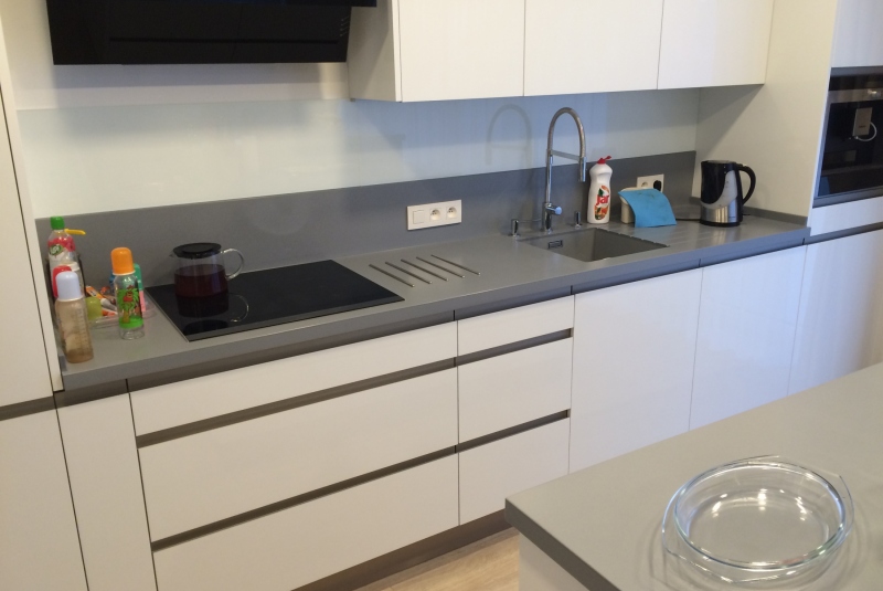 TOP FUTURO BIELA / PD CORIAN