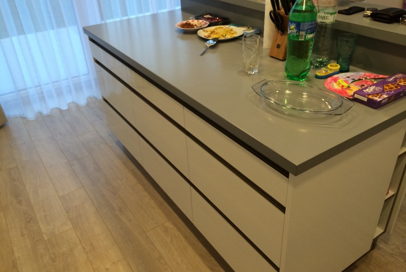 TOP FUTURO BIELA / PD CORIAN