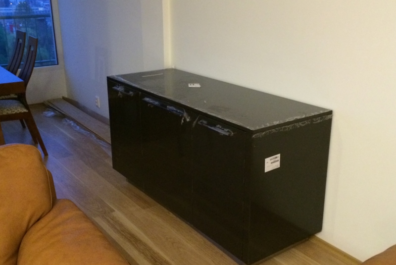 LAK LESK BLACK GRAPHITE / DYHA JABLOŇ / PD CORIAN
