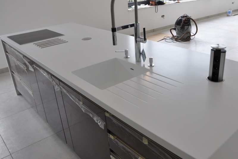 TOP LAK LESK / PD CORIAN