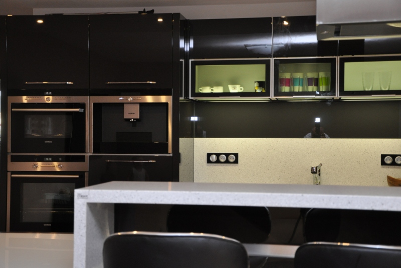 LAK LESK BLACK GRAPHITE / PD CORIAN