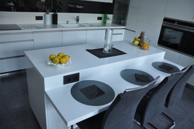 TOP ACRYLA WHITE / PD CORIAN 