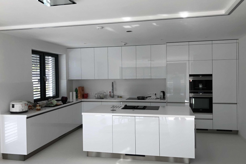 TOP FUTURO BIELA / PD CORIAN
