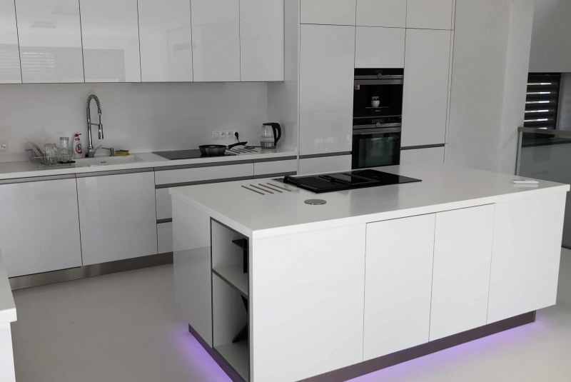 TOP FUTURO BIELA / PD CORIAN